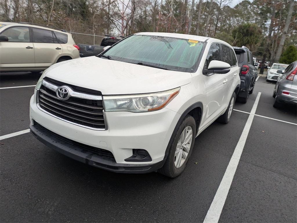 used 2015 Toyota Highlander car, priced at $10,191