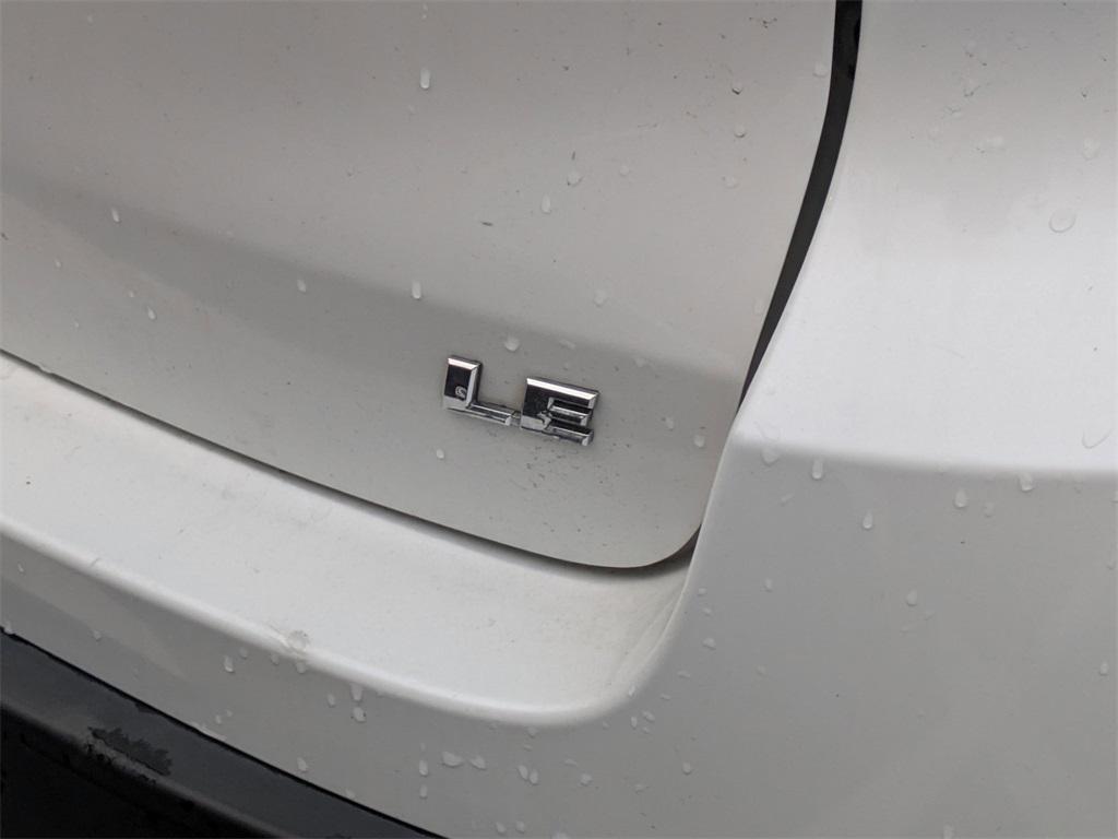 used 2015 Toyota Highlander car, priced at $10,191