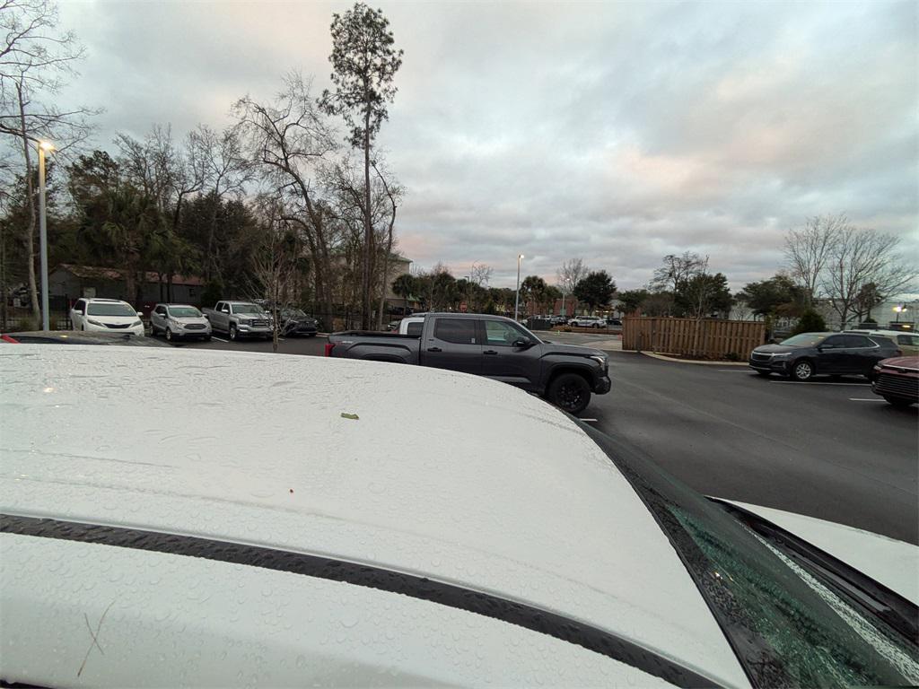 used 2015 Toyota Highlander car, priced at $10,191