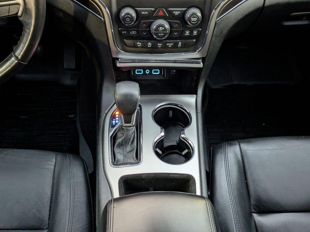 used 2018 Jeep Grand Cherokee car, priced at $13,591