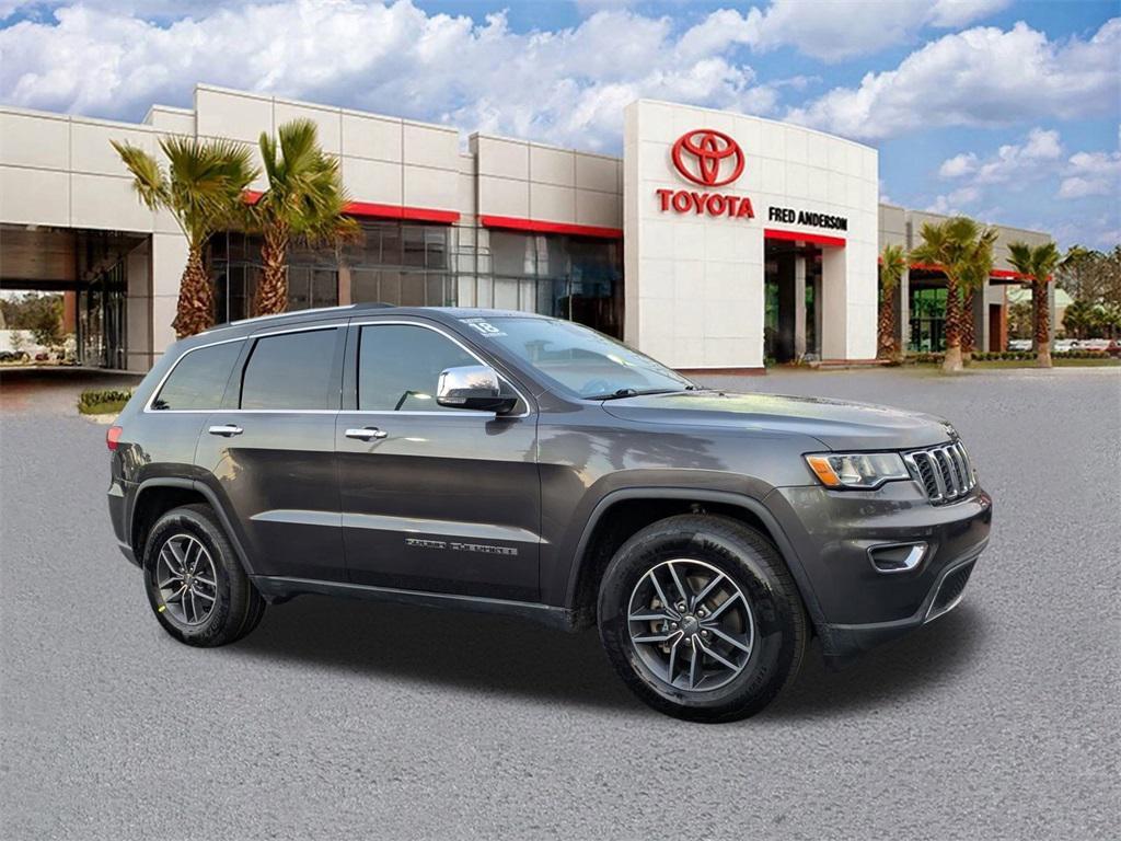 used 2018 Jeep Grand Cherokee car, priced at $14,791