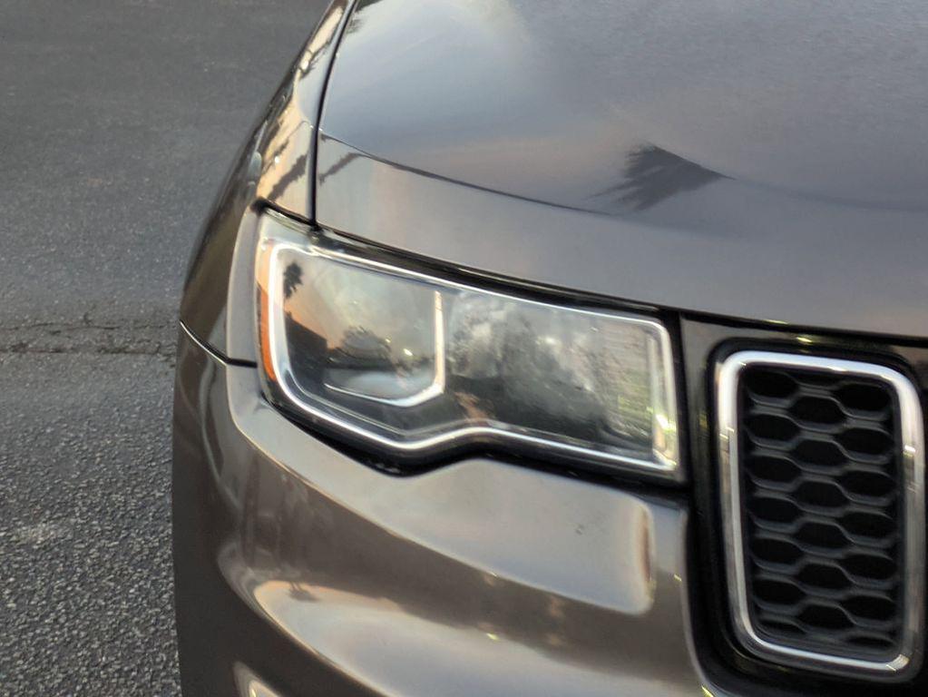 used 2018 Jeep Grand Cherokee car, priced at $13,591