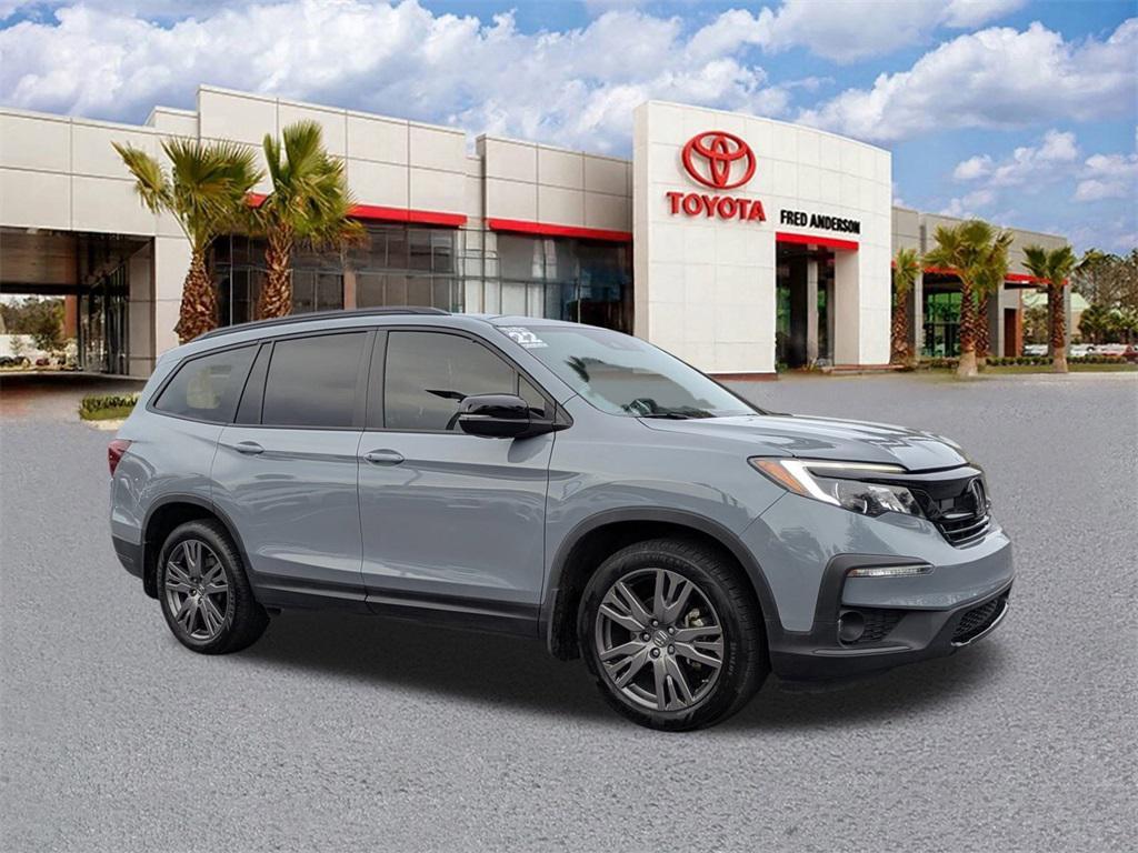 used 2022 Honda Pilot car, priced at $29,691