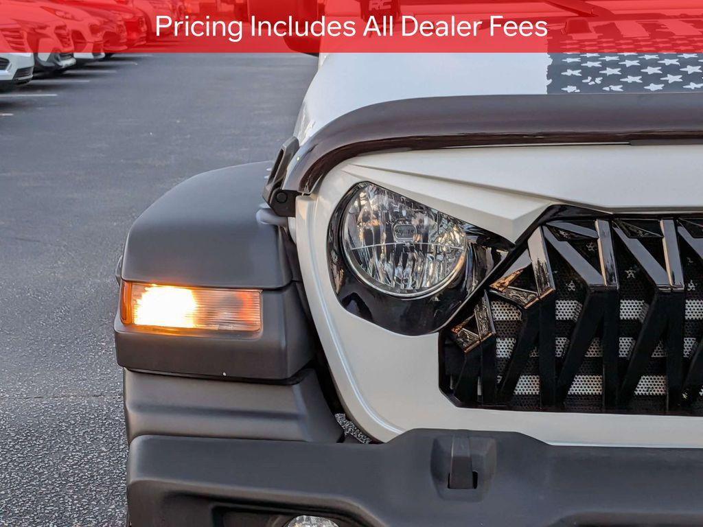 used 2020 Jeep Gladiator car, priced at $27,931