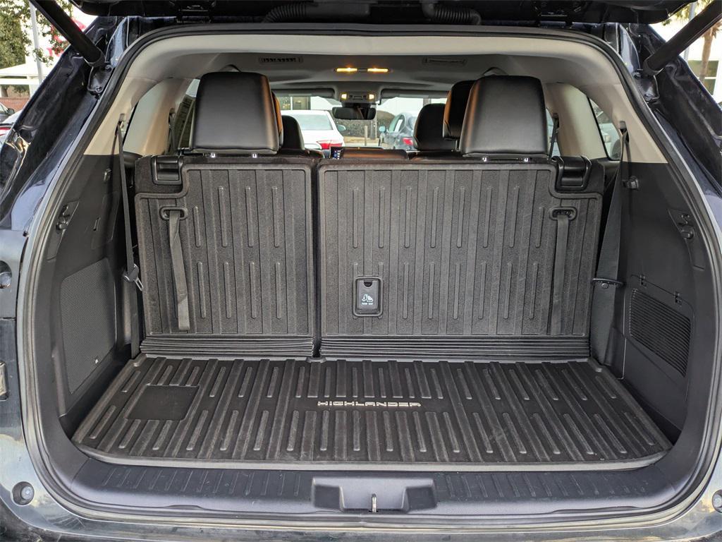 used 2023 Toyota Highlander car, priced at $36,791