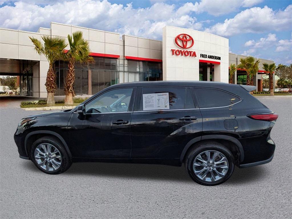 used 2023 Toyota Highlander car, priced at $36,791