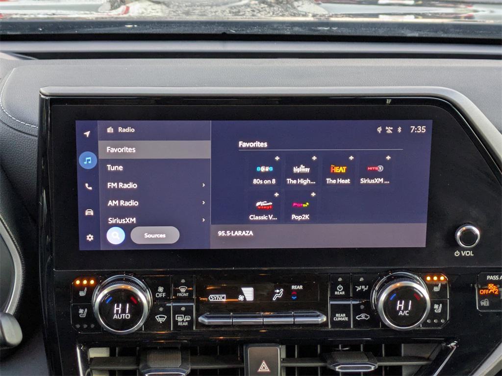 used 2023 Toyota Highlander car, priced at $36,791