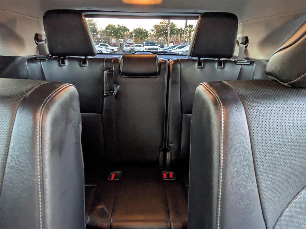 used 2023 Toyota Highlander car, priced at $36,791