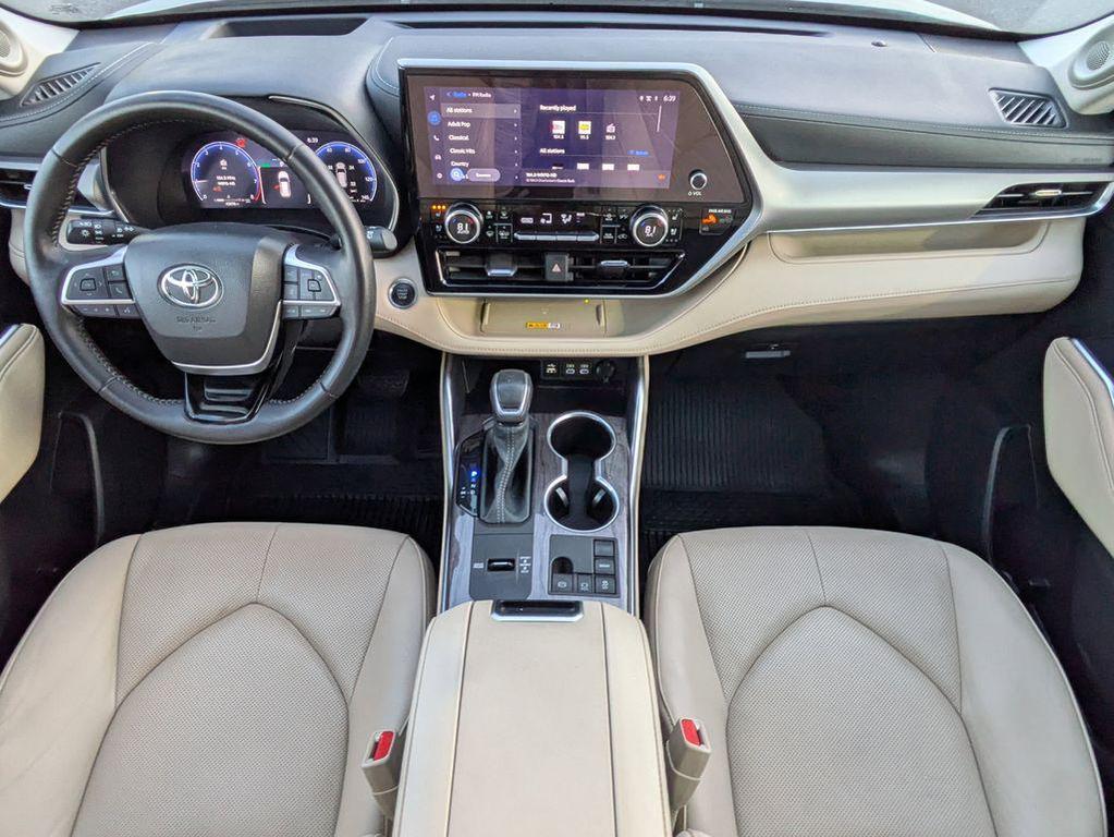 used 2024 Toyota Highlander car, priced at $46,691