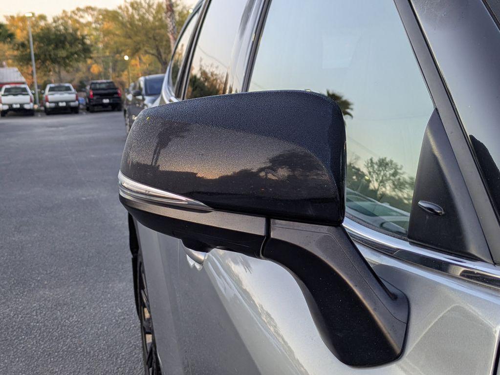 used 2024 Toyota Highlander car, priced at $46,691