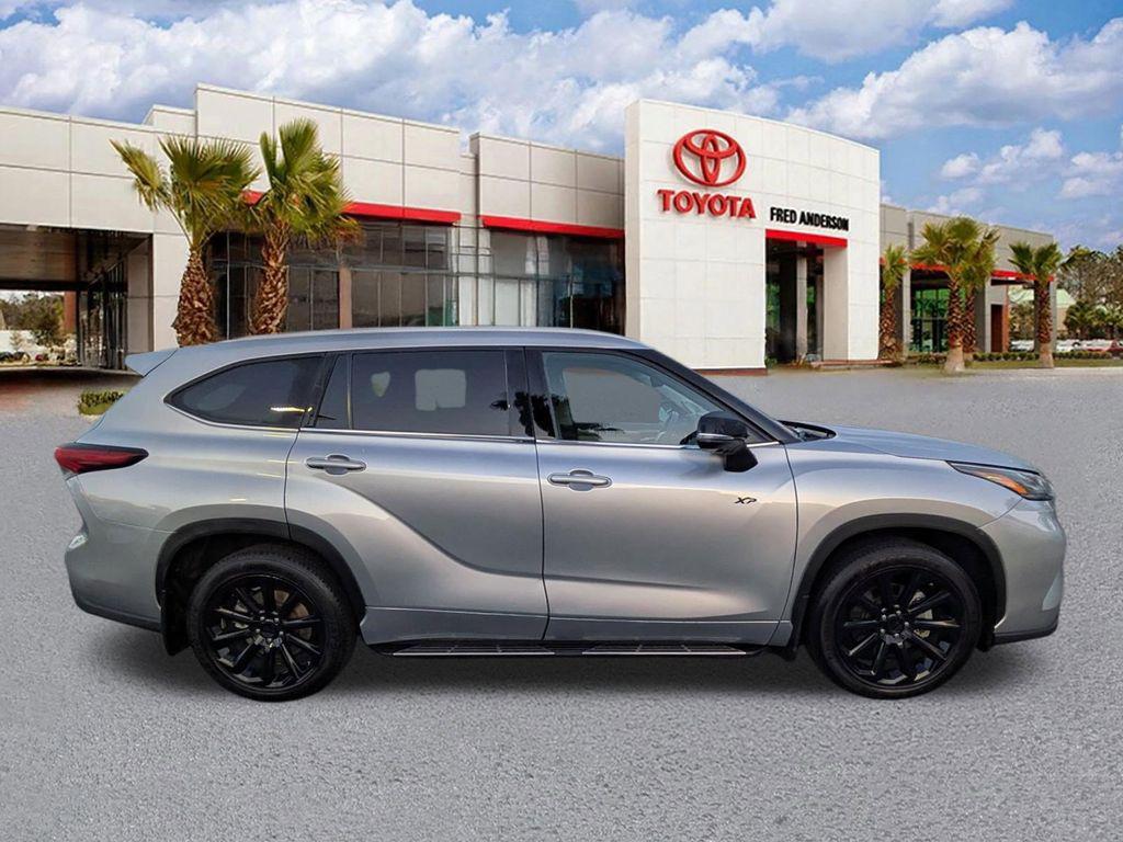 used 2024 Toyota Highlander car, priced at $46,691