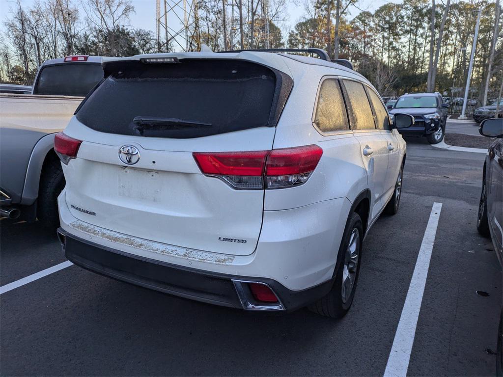 used 2017 Toyota Highlander car, priced at $23,491