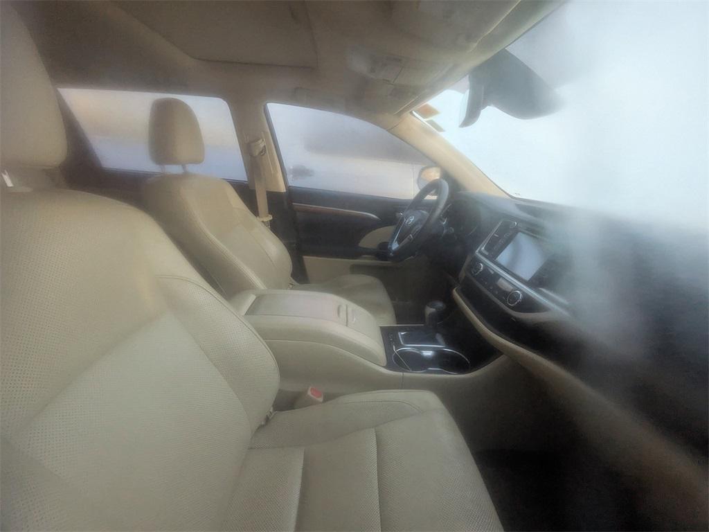 used 2017 Toyota Highlander car, priced at $23,491