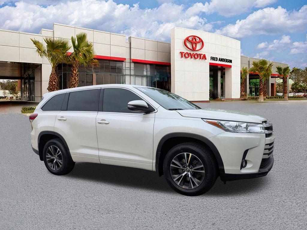 used 2018 Toyota Highlander car, priced at $17,491