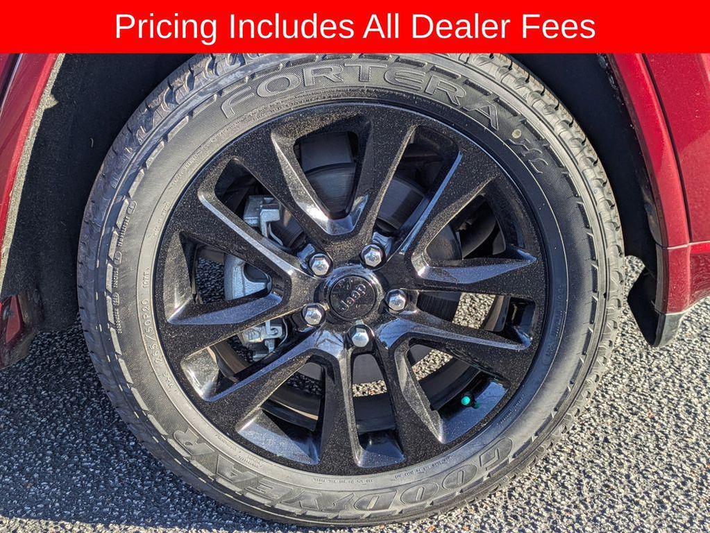 used 2020 Jeep Grand Cherokee car, priced at $24,771