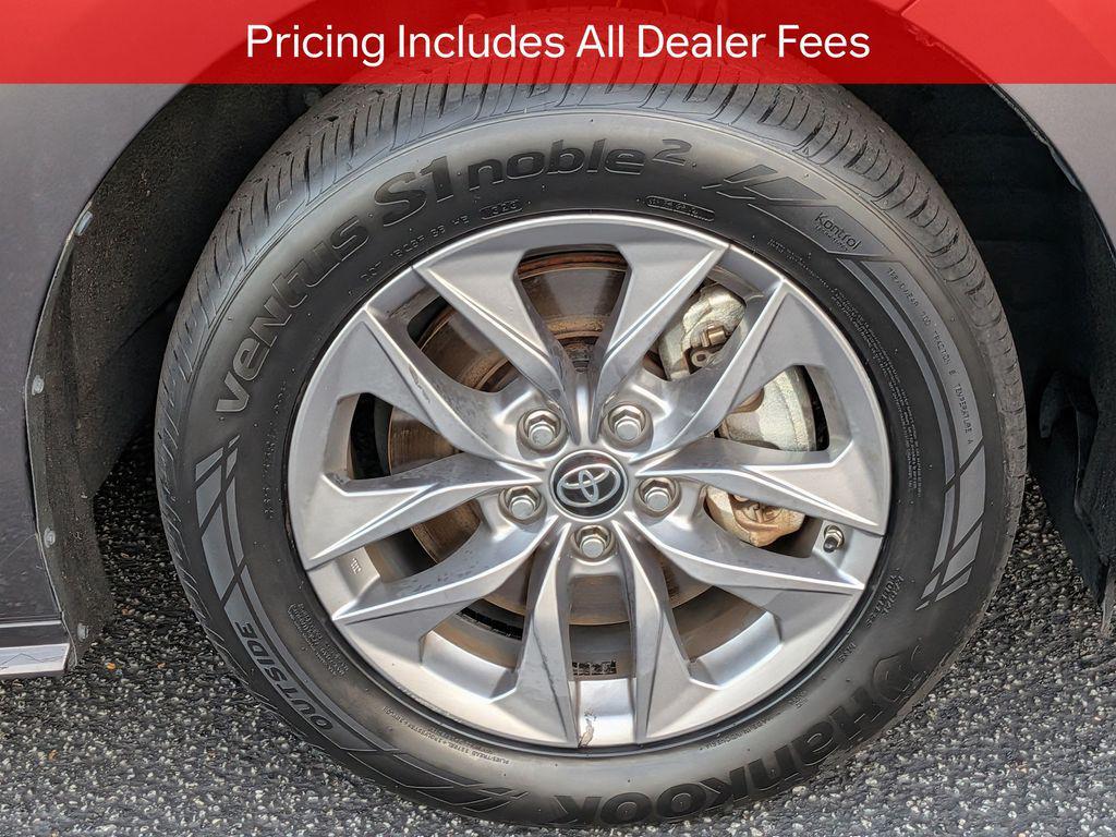 used 2023 Toyota Sienna car, priced at $45,571