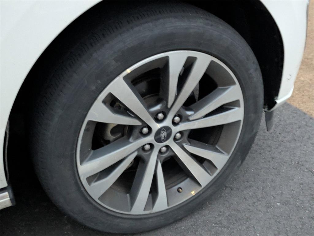 used 2021 Ford Expedition car, priced at $35,391