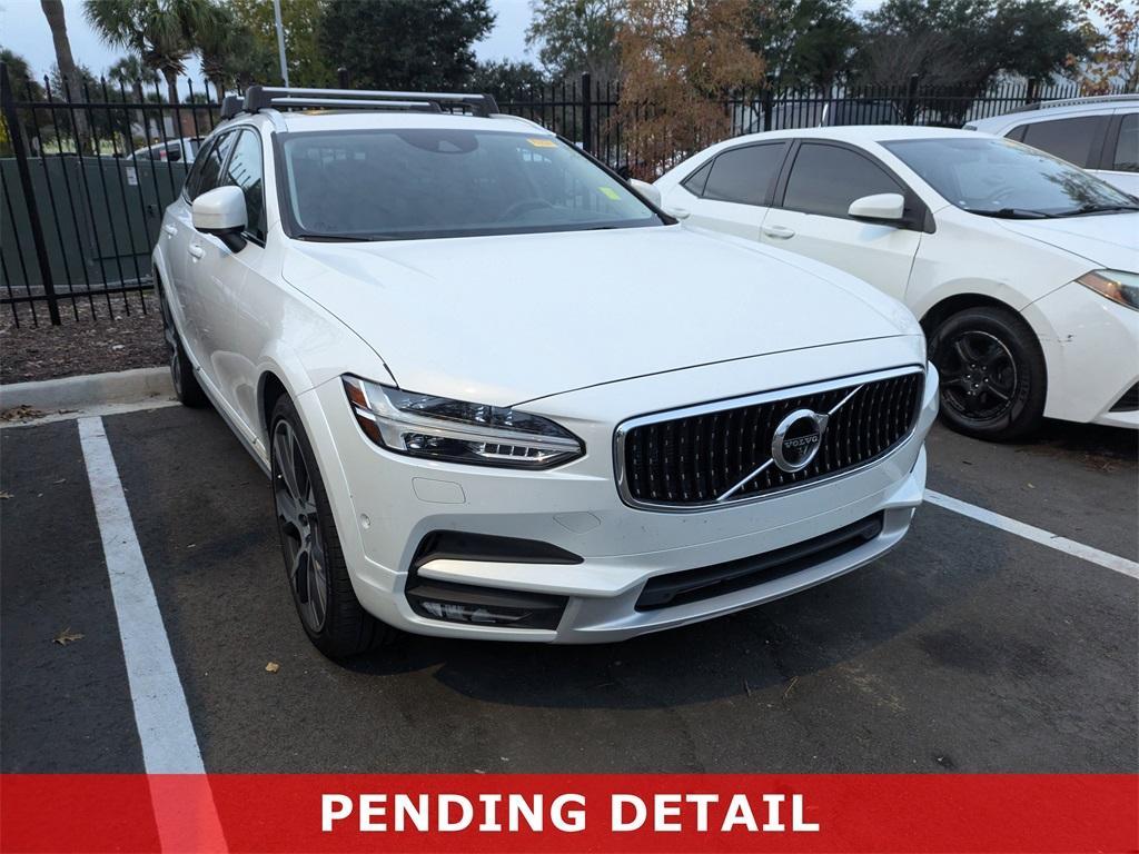 used 2018 Volvo V90 Cross Country car, priced at $25,491
