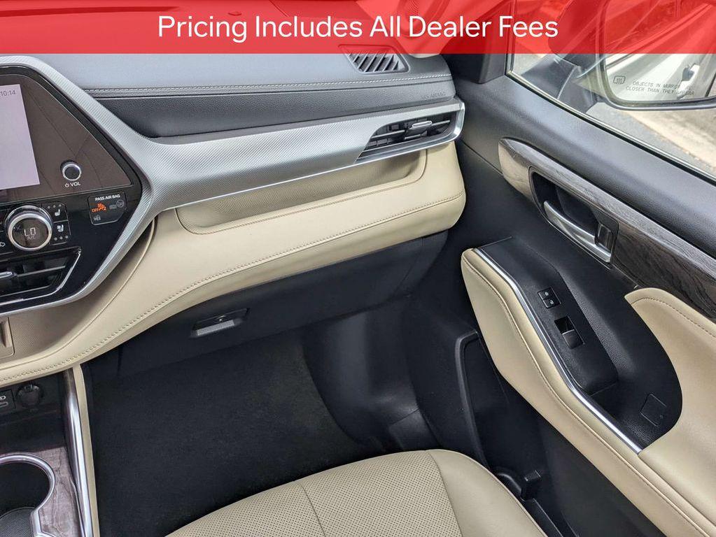 used 2024 Toyota Highlander car, priced at $45,771