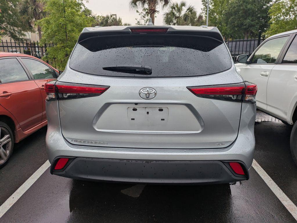 used 2021 Toyota Highlander car, priced at $32,521