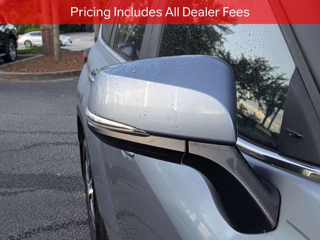 used 2024 Toyota Highlander car, priced at $43,671