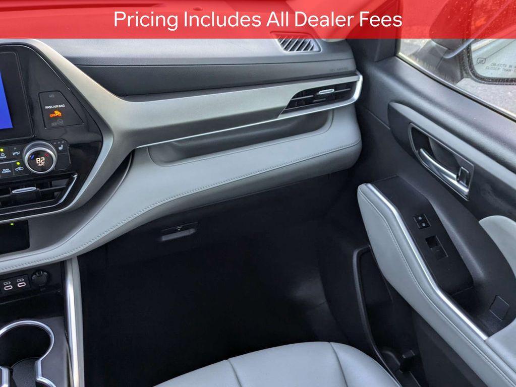 used 2024 Toyota Highlander car, priced at $43,671
