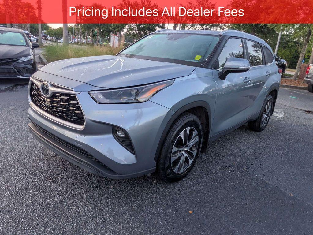 used 2024 Toyota Highlander car, priced at $43,671