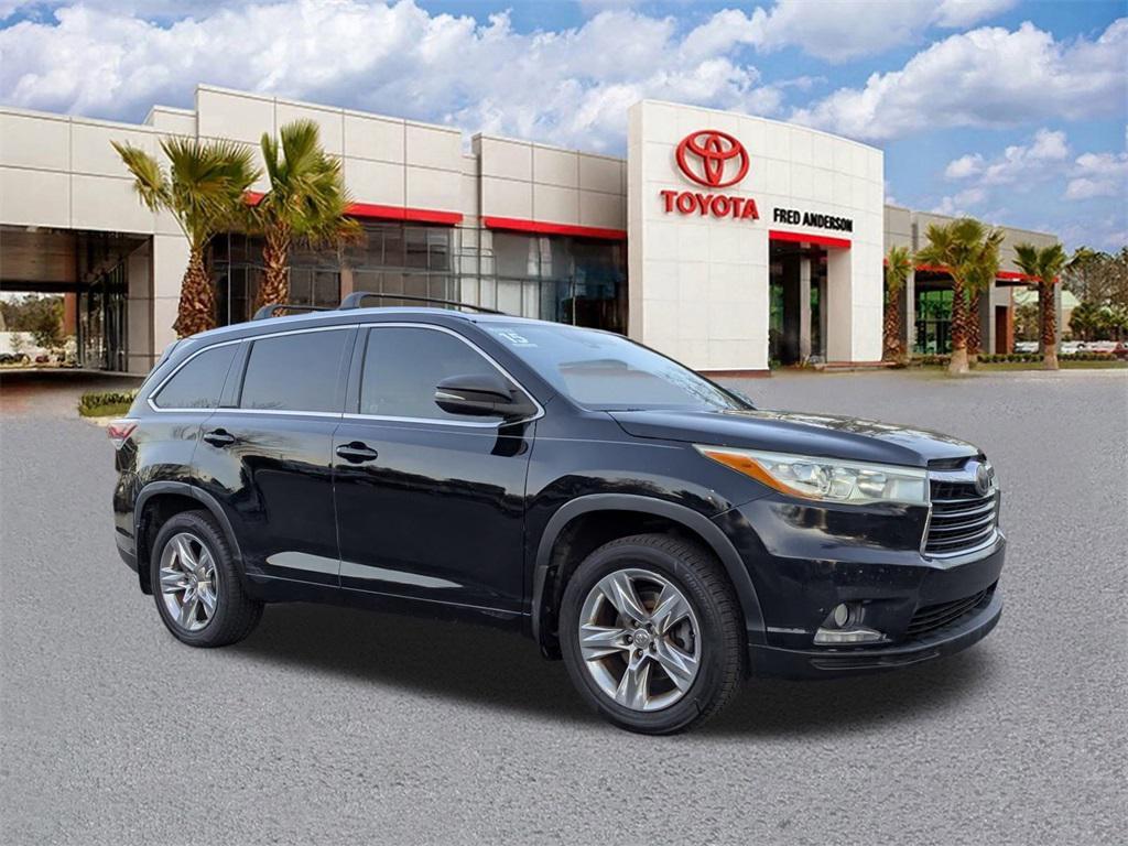 used 2015 Toyota Highlander car, priced at $17,991