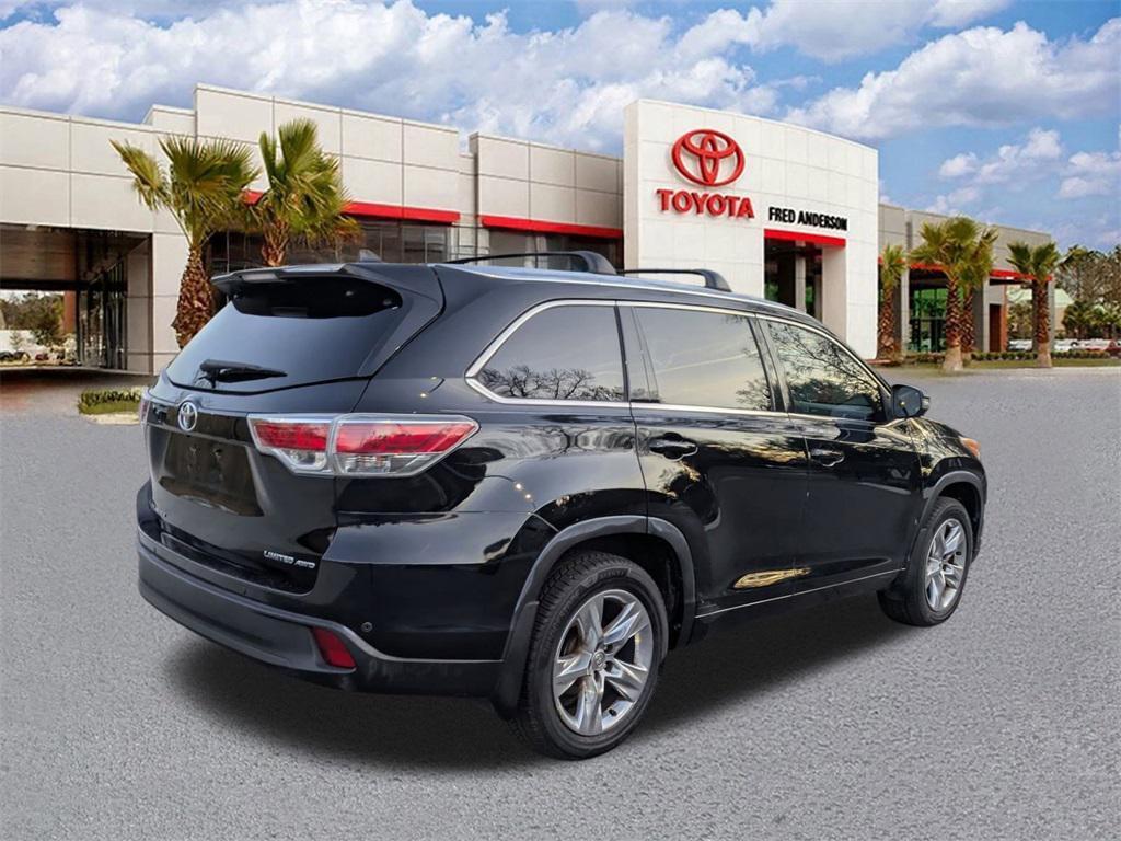 used 2015 Toyota Highlander car, priced at $17,991