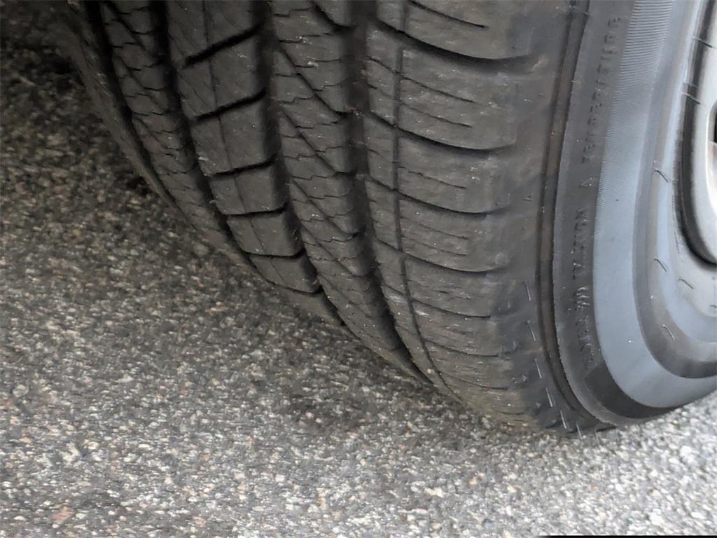 used 2015 Toyota Highlander car, priced at $17,991