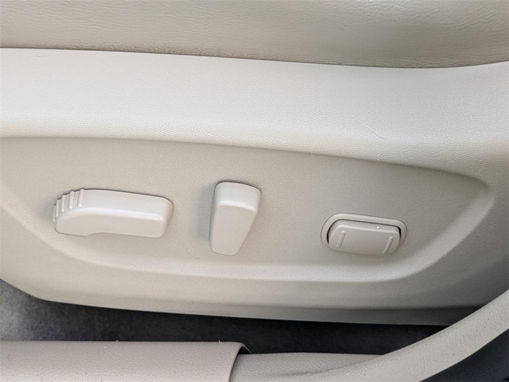 used 2015 Nissan Rogue car, priced at $14,491