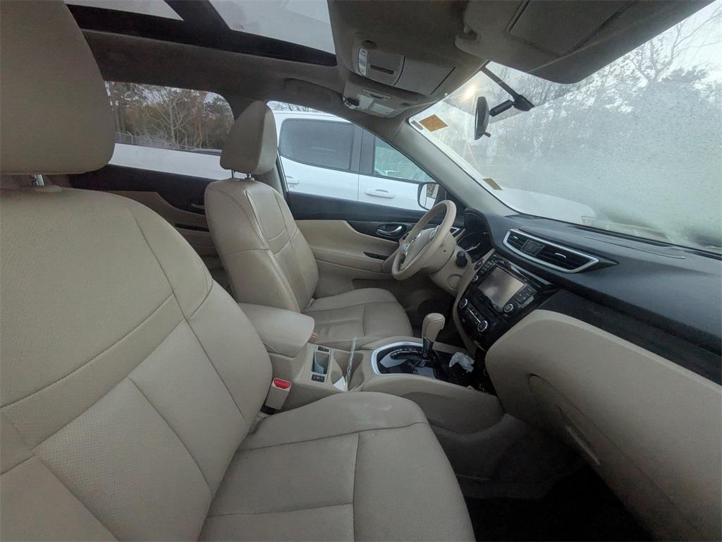 used 2015 Nissan Rogue car, priced at $15,291