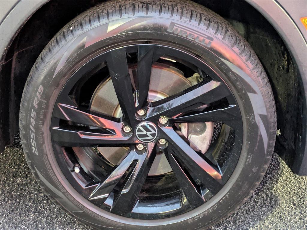 used 2024 Volkswagen Tiguan car, priced at $25,491