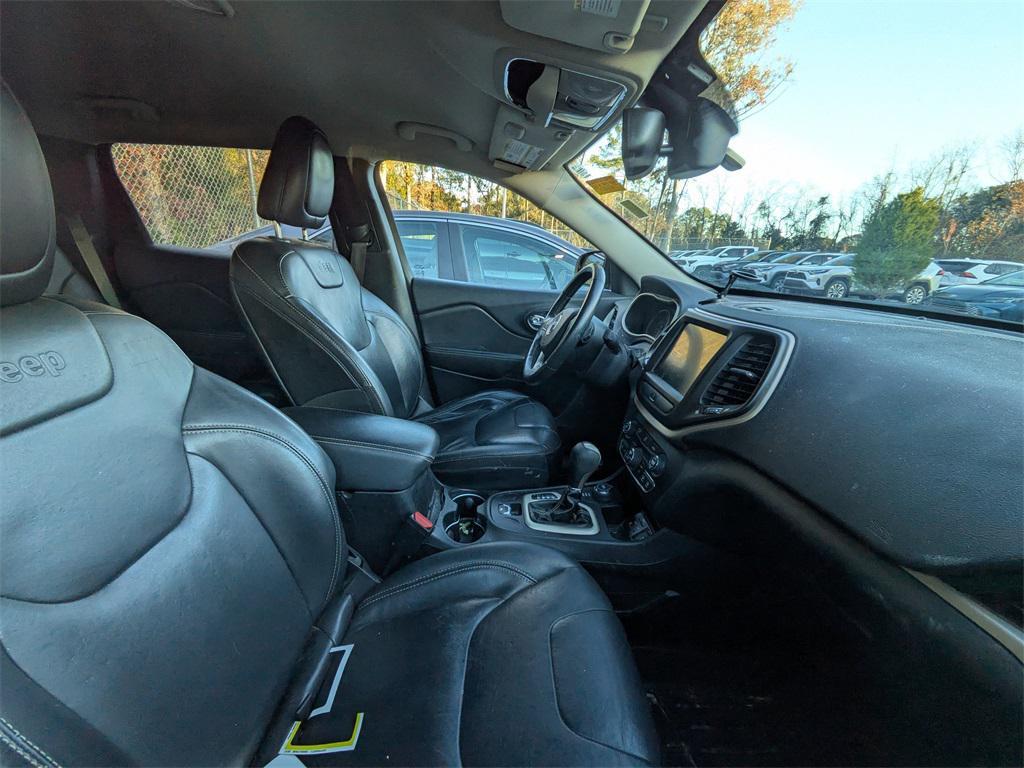 used 2016 Jeep Cherokee car, priced at $11,291