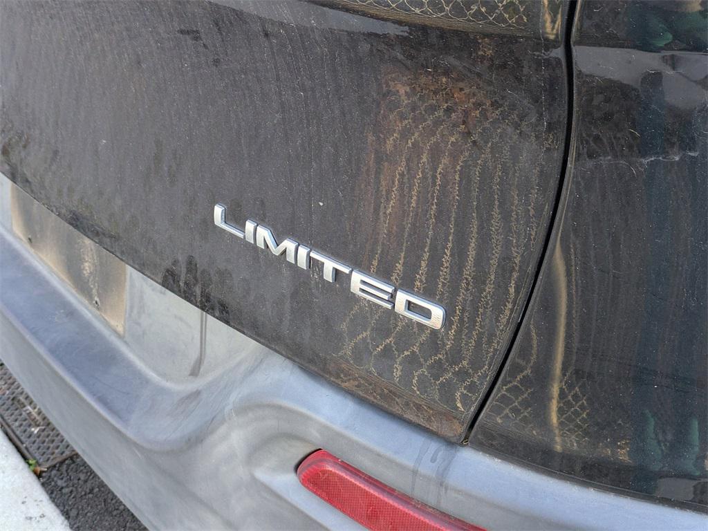 used 2016 Jeep Cherokee car, priced at $11,291