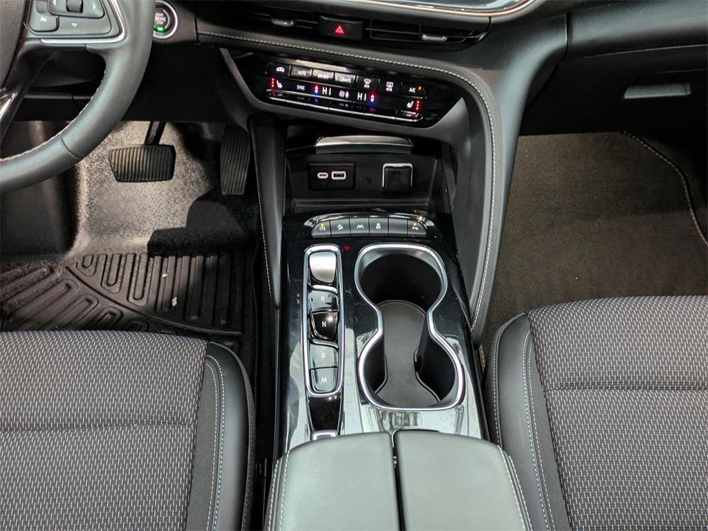 used 2023 Buick Envision car, priced at $24,491