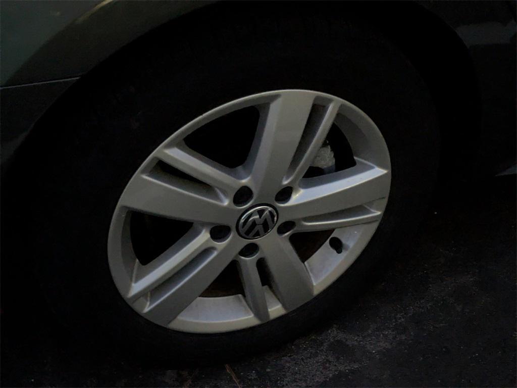 used 2014 Volkswagen Jetta Hybrid car, priced at $8,991