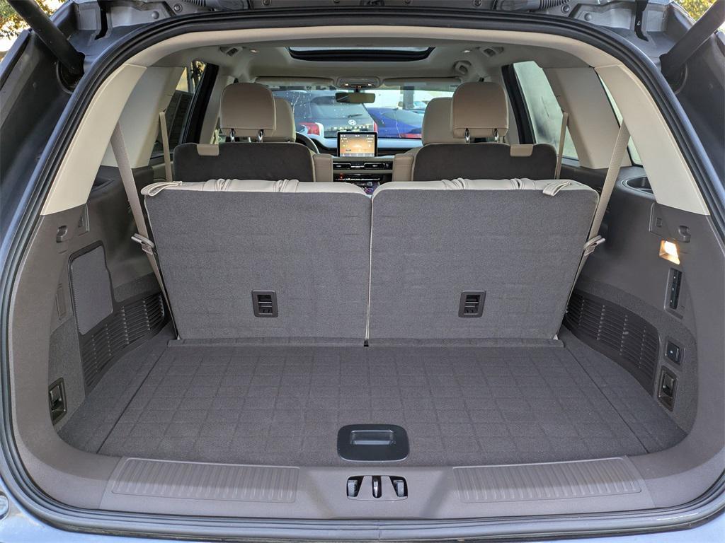 used 2022 Lincoln Aviator car, priced at $39,291