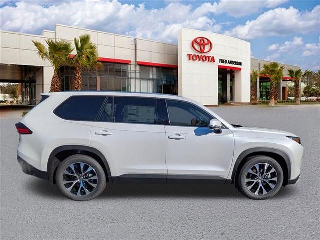 new 2026 Toyota Grand Highlander Hybrid car, priced at $64,071