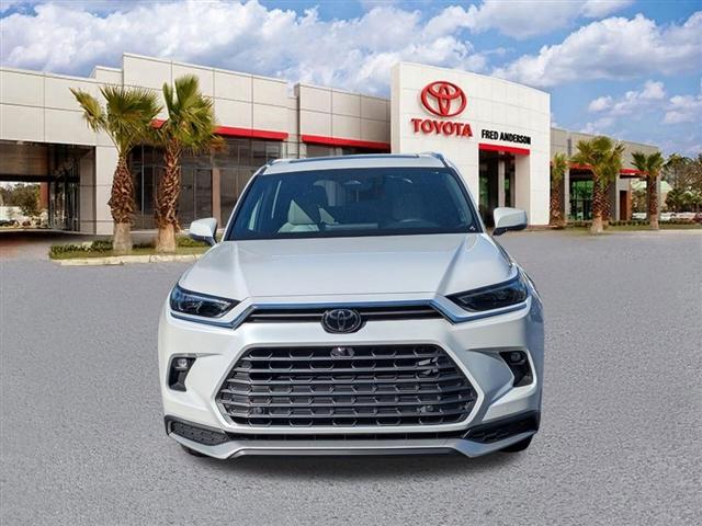 new 2026 Toyota Grand Highlander Hybrid car, priced at $64,071