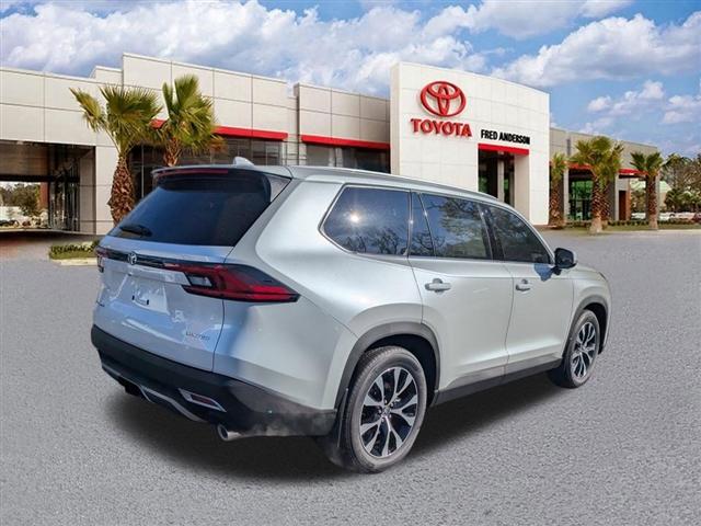 new 2026 Toyota Grand Highlander Hybrid car, priced at $64,071