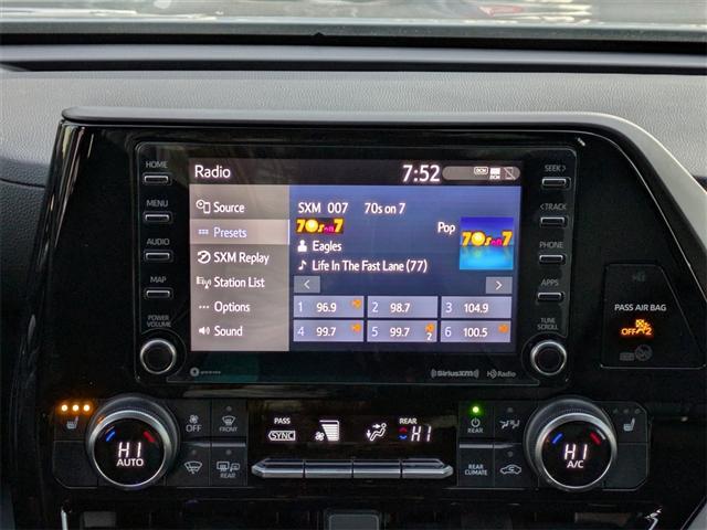 used 2022 Toyota Highlander car, priced at $30,691