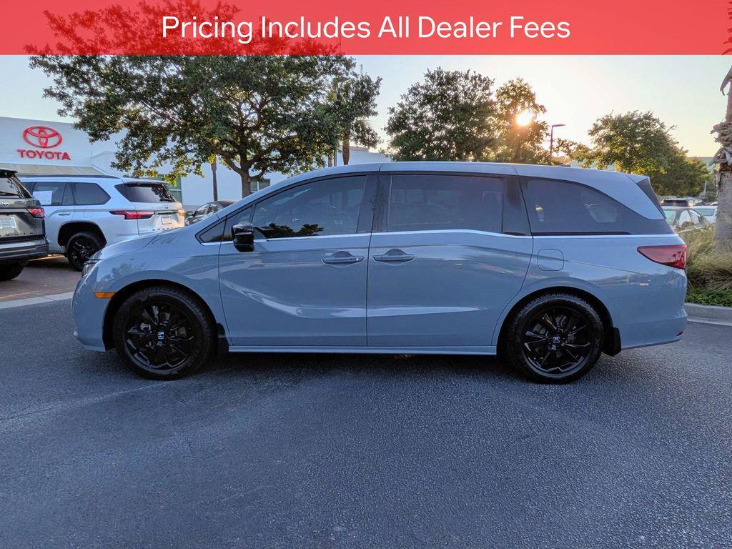 used 2024 Honda Odyssey car, priced at $34,371