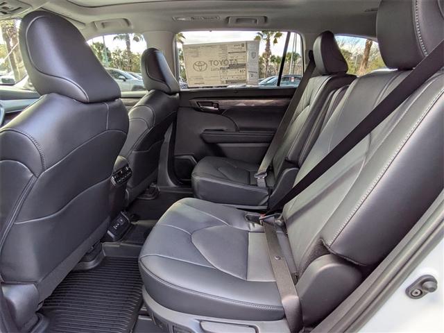 new 2026 Toyota Highlander car, priced at $56,726