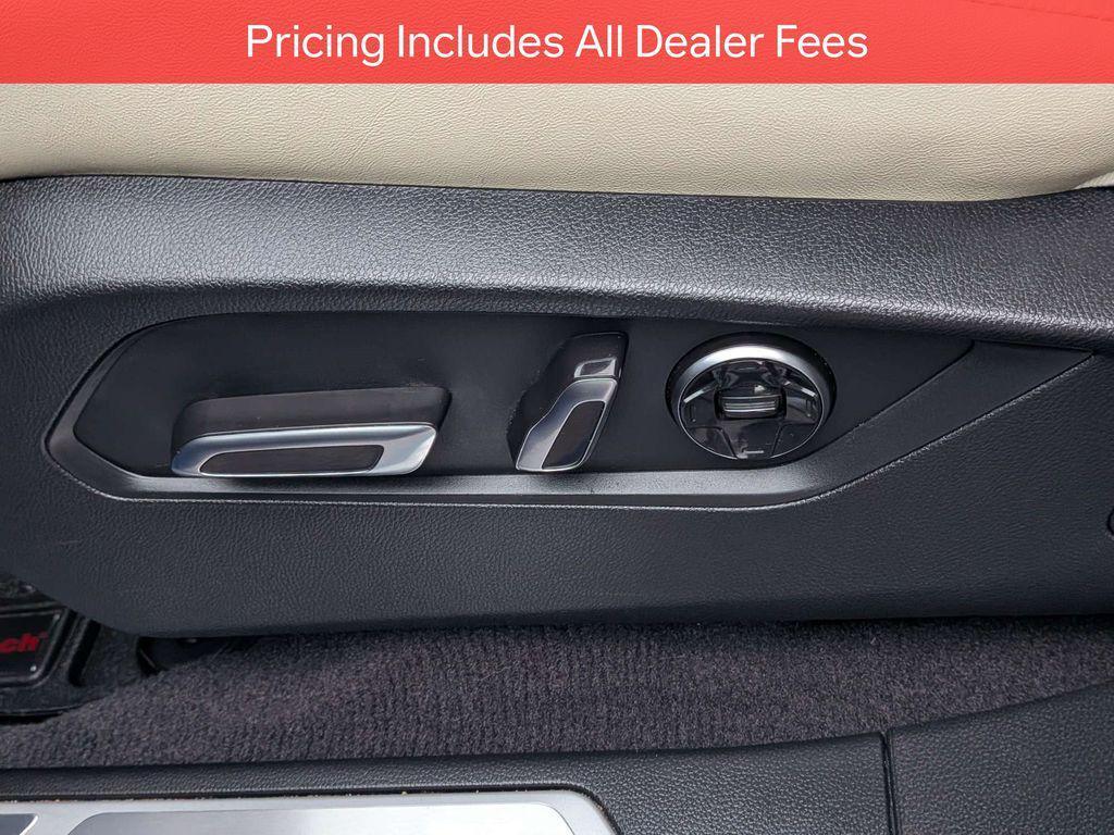 used 2022 Acura RDX car, priced at $37,371