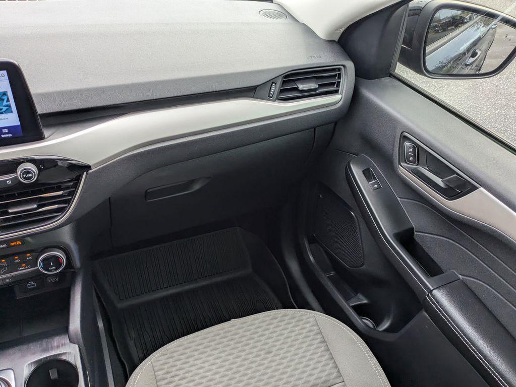 used 2022 Ford Escape car, priced at $20,291