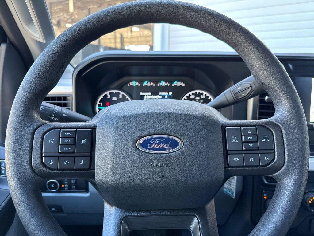 new 2025 Ford F-450 car, priced at $85,711