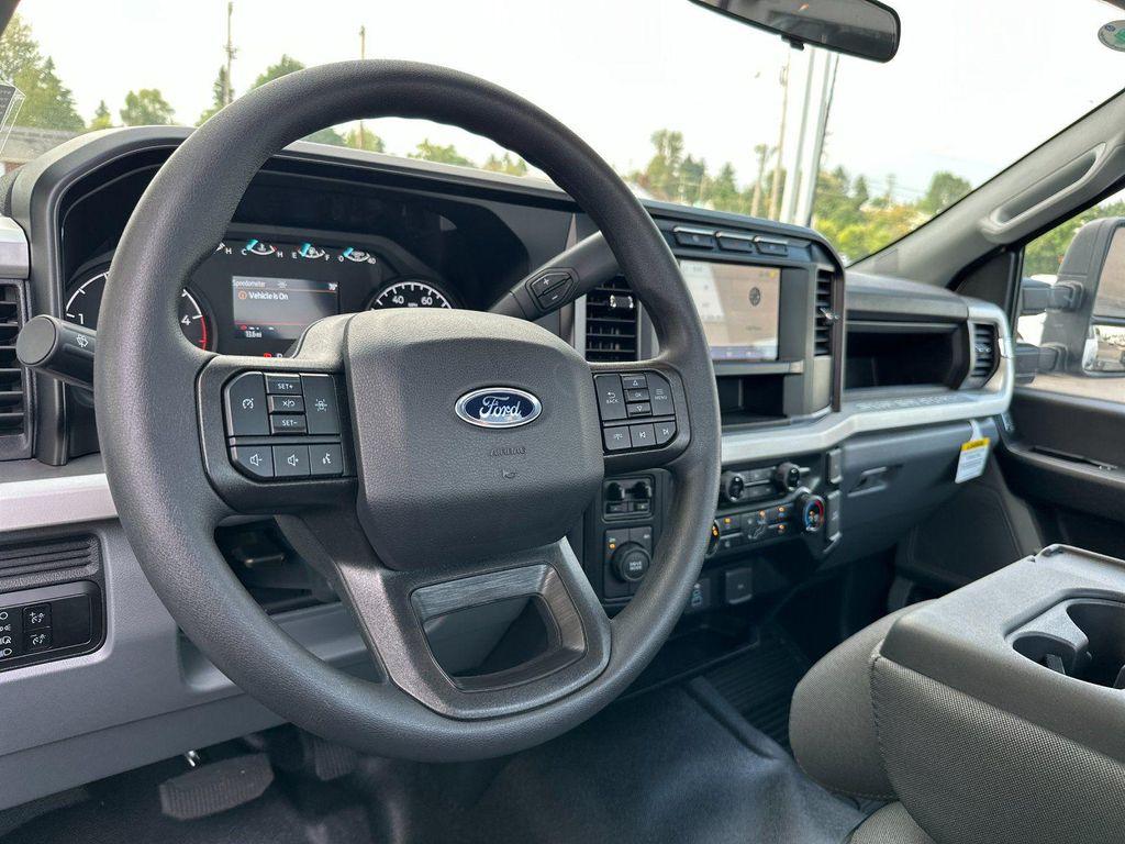 new 2024 Ford F-450 car, priced at $65,834