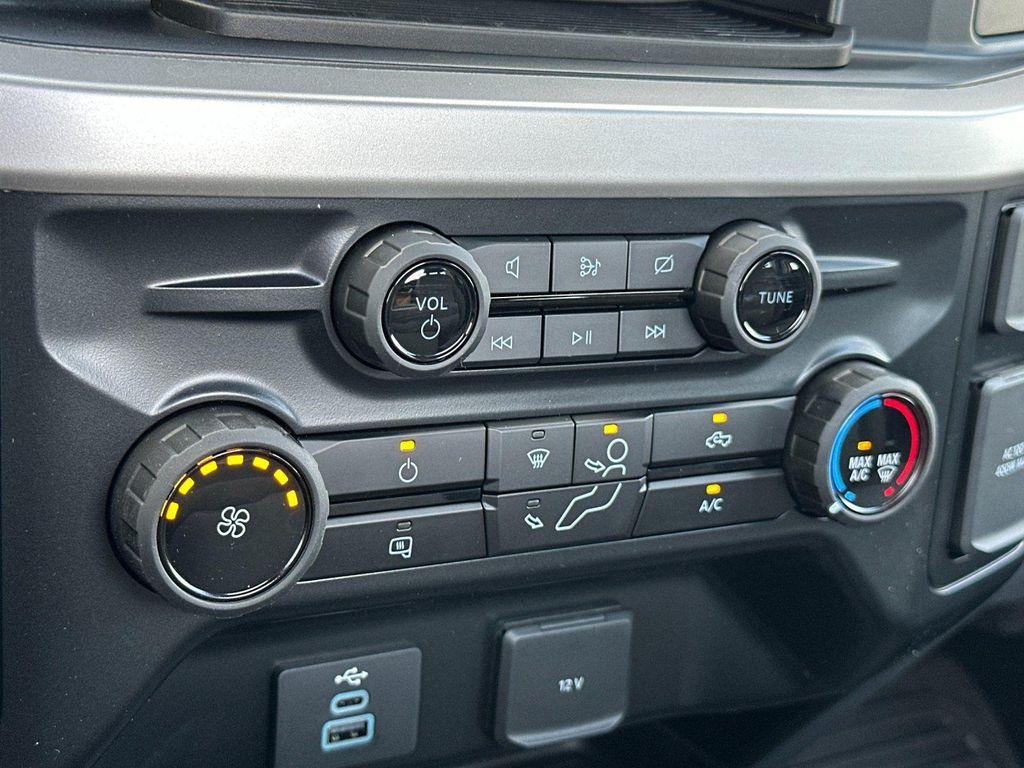 new 2024 Ford F-450 car, priced at $65,834