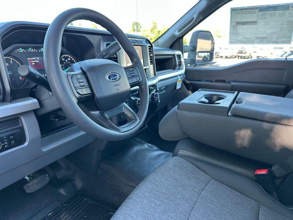 new 2024 Ford F-450 car, priced at $66,384